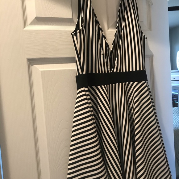 black and white stripped flared sun dress - Picture 2 of 7